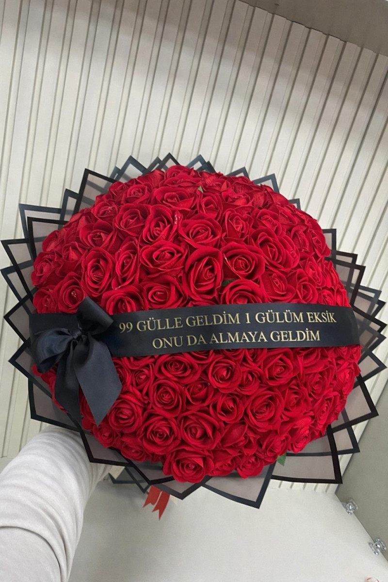 99 Adet Yapay GÜllerle AŞkin Adi