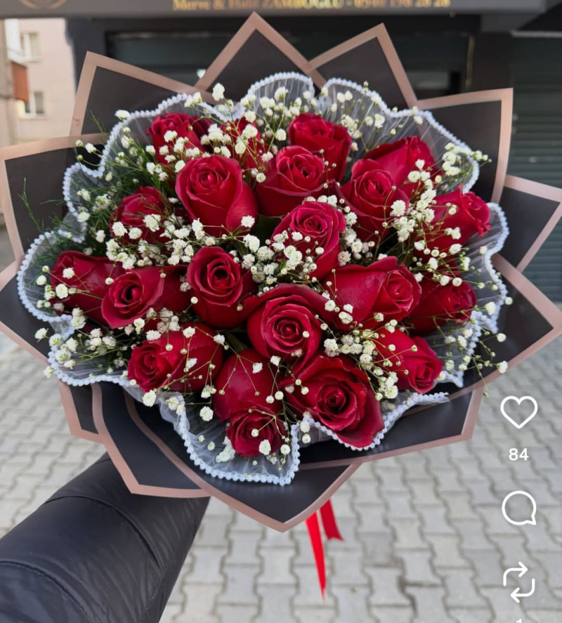 21 Adet Canli GÜller AŞk Masali