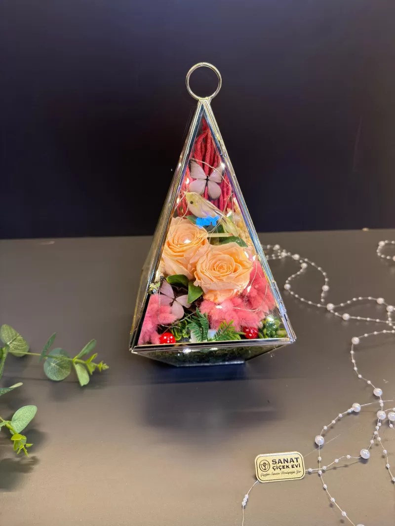 Işıklı Cam Prizmada Solmayan Sarı(soft) Gül